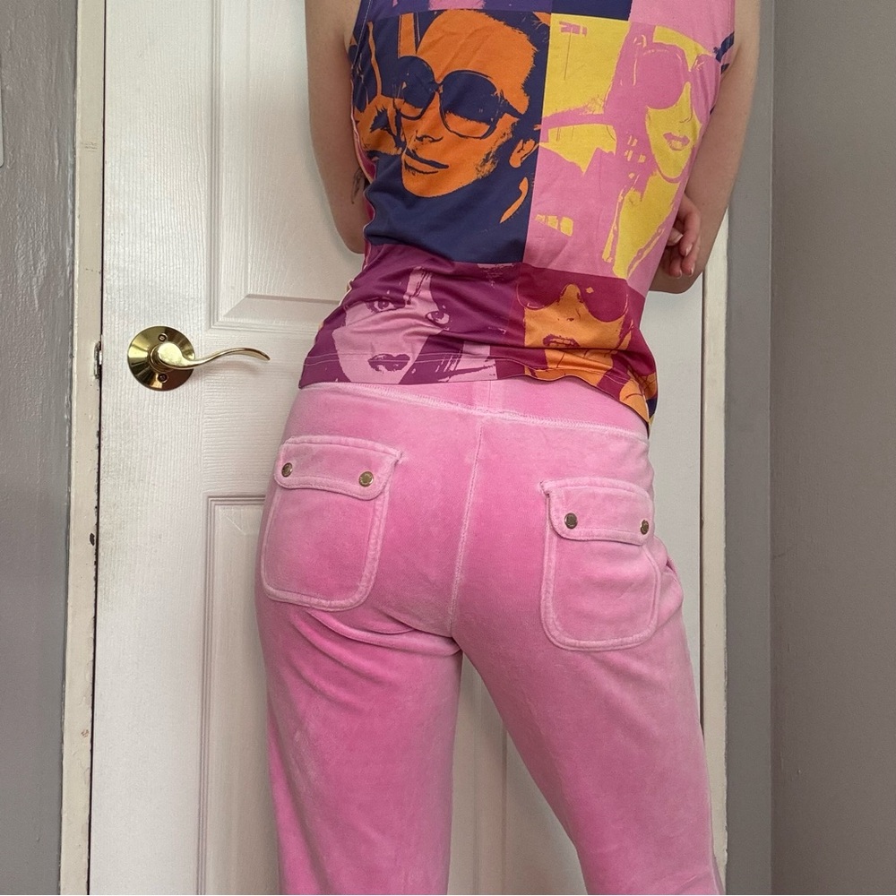 Pink Velour Juicy Couture Pants - Picture 3 of 3